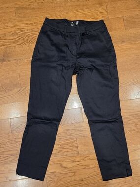 H&M Women's Black Cropped Dress Pants Size 8